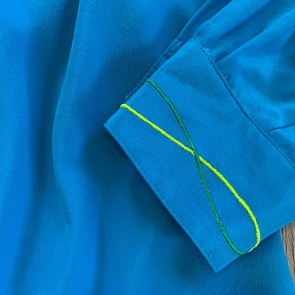 Vintage Diane Von Furstenberg 100% Silk Floral Embroidered Blouse - Picture 8 of 9